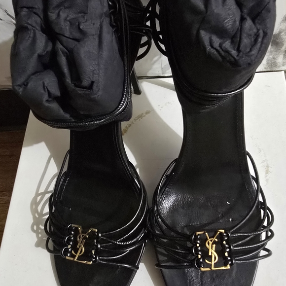 Yves Saint Laurent Black Elegant Heels - Picture 2 of 12